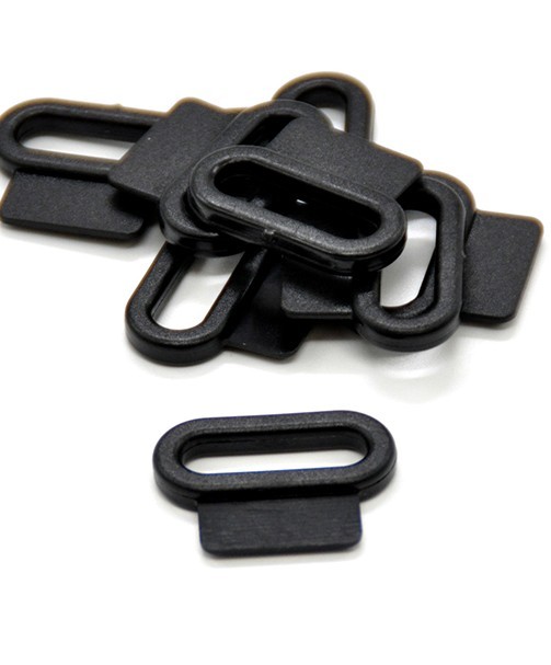 PASSANTS PLASTIQUES AVEC PATTE 20mm PASSANTS PLASTIQUES AVEC PATTE 20mm